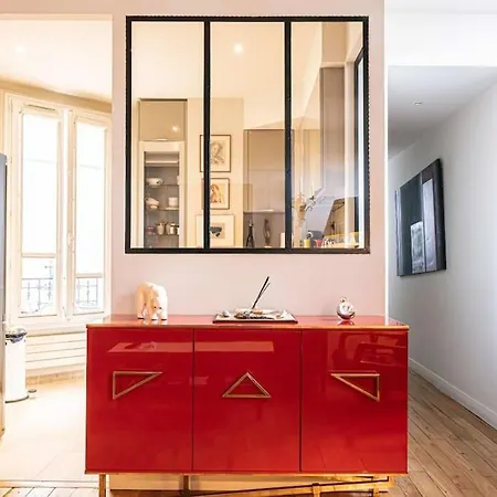 Elegant 1 Bedroom In 16th *
