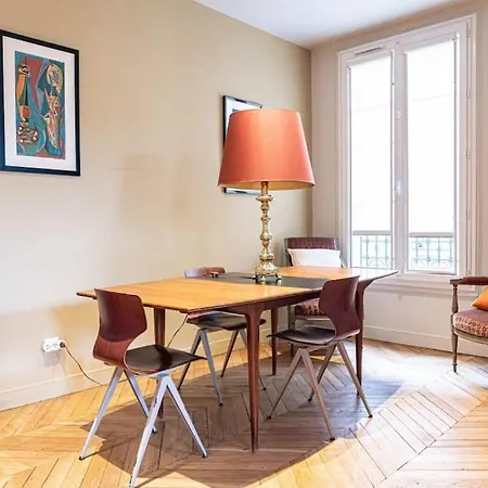 Apartment Elegant 1 Bedroom In 16th Paris